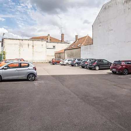 Apartamento Voltaire Elephant - 5 Min Hypercentre - Parking Prive Troyes