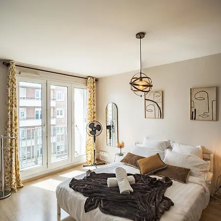Apartamento Voltaire Elephant - 5 Min Hypercentre - Parking Prive Troyes